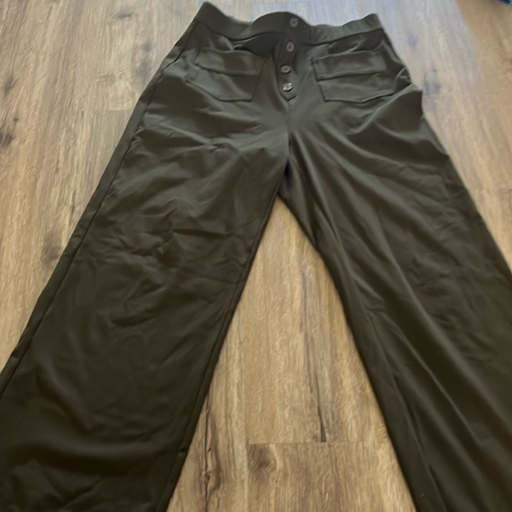 HALARA Wide Leg Pants in Dark Olive